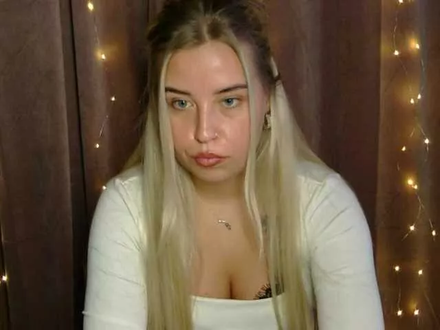 KristyQueen from BongaCams is Freechat