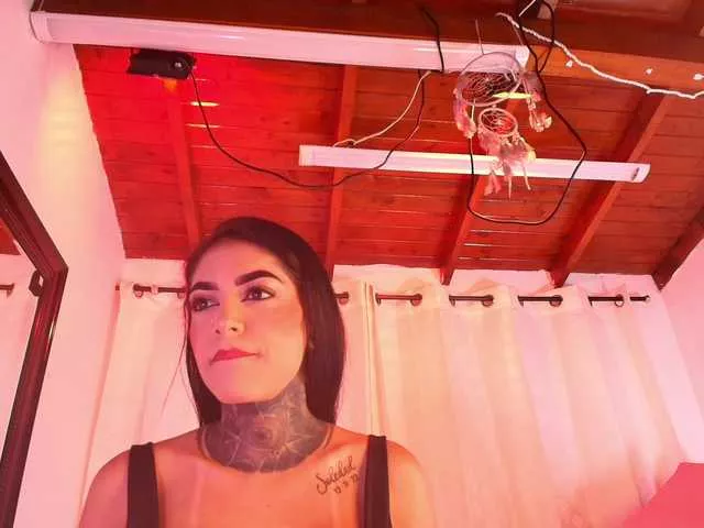 sexy-danna from BongaCams is Freechat